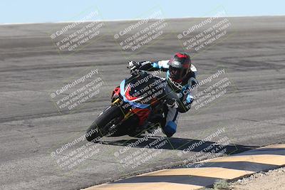 media/Oct-13-2025-Moto Forza (Mon) [[a66d839500]]/3-B Group/Session 2 (Bowl)/